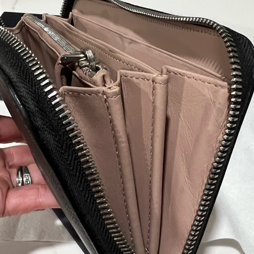 Prada Nero/Mughett Saffiano Leather Zip-Around Wallet - Picture 8 of 10